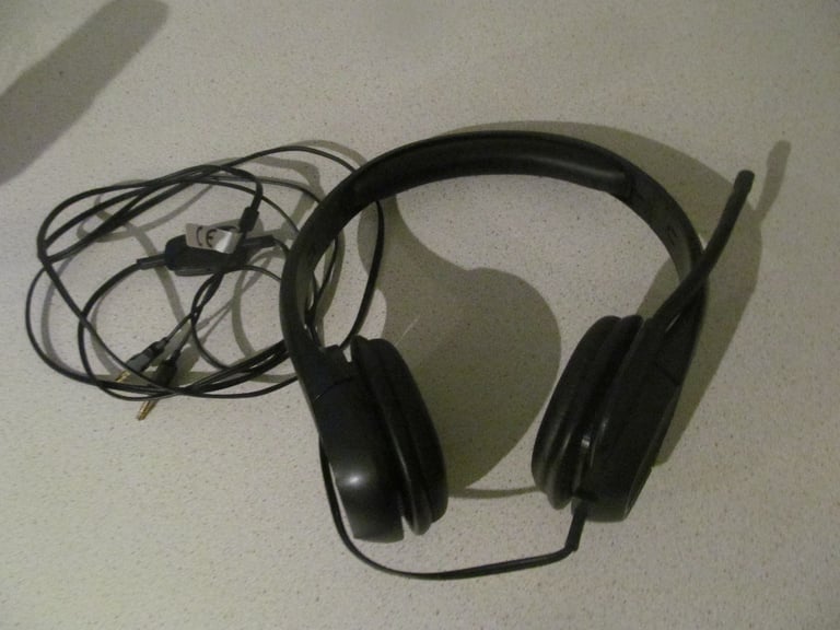 Plantronics Audio E8 A55 Jack Headset With Microphone.