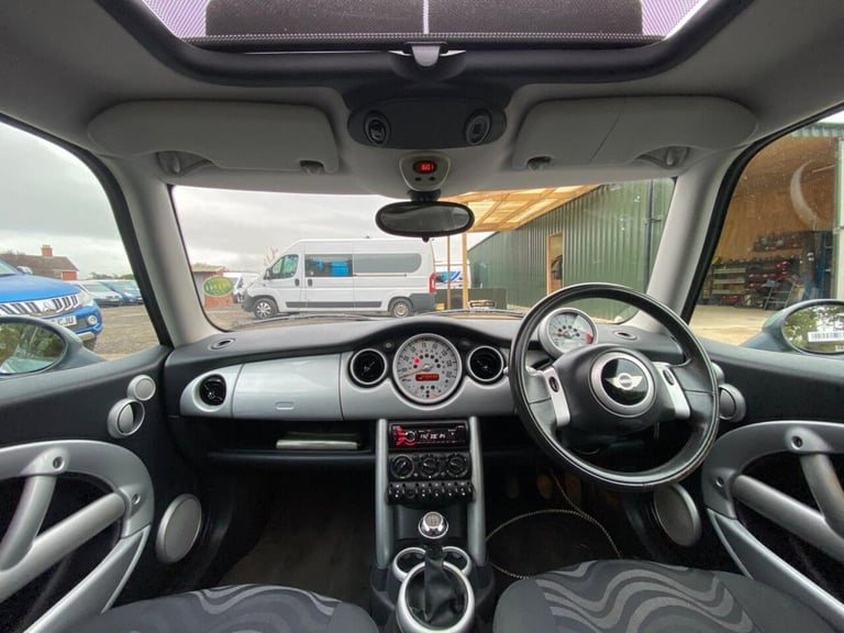 2002 MINI Hatch 1.6 One 3dr HATCHBACK PETROL Manual