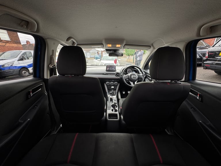 Mazda, 2, Hatchback, 2015, Manual, 1496 (cc), 5 doors