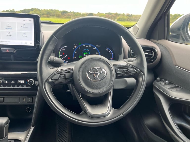 2022 Toyota Yaris 1.5 Hybrid Excel 5dr CVT Estate Hybrid Automatic