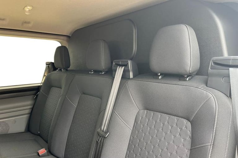 2025 Ford Transit Custom 2.5 PHEV 232ps H1 Double Cab Van Limited Auto PANEL VAN PETROL/ELECTRIC ...