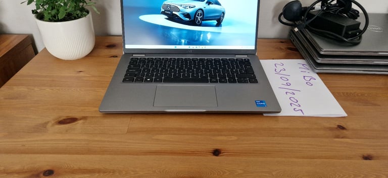 2023 11th gen Warranty 14" Core i5 Quad 16GB 256GB SSD DELL Microsoft Office Laptop Computer PC
