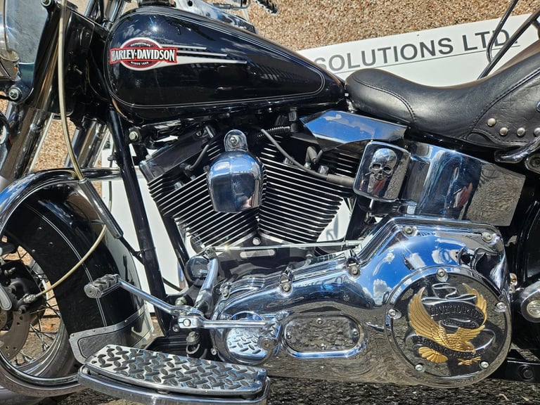 Harley-Davidson FLSTCI 1450 heritage softail classic 