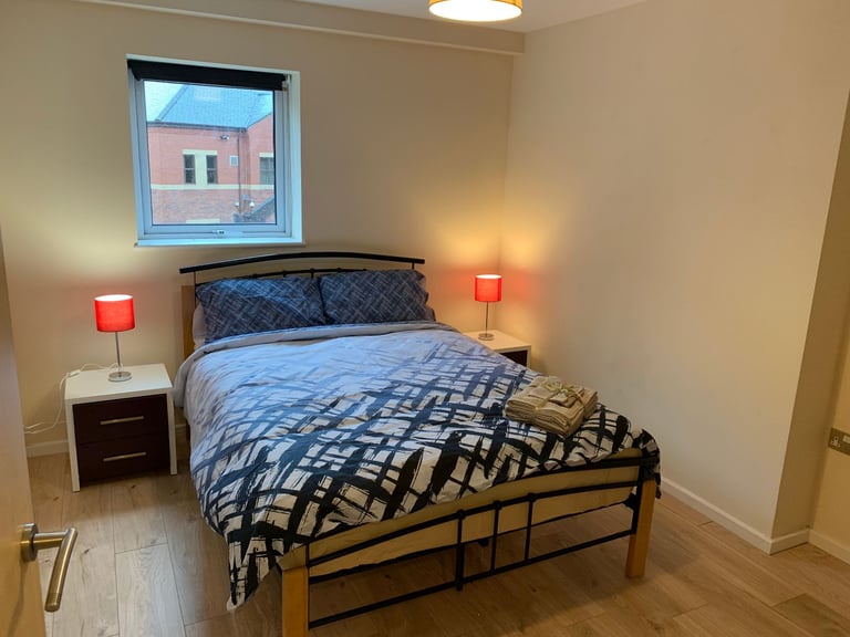 City Centre executive apartment for short term holiday/business let  