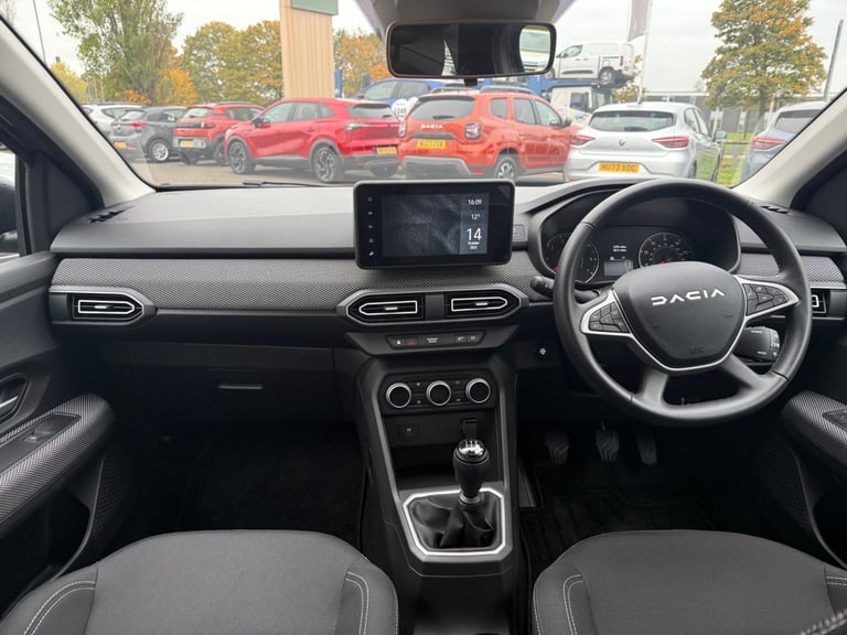 2025 Dacia Sandero Journey TCe 90 MY24 HATCHBACK Petrol Manual