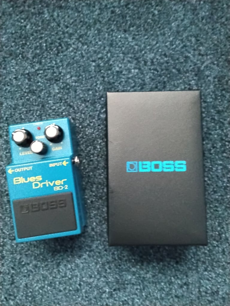 Boss blues driver BD2 and pedal connector cables