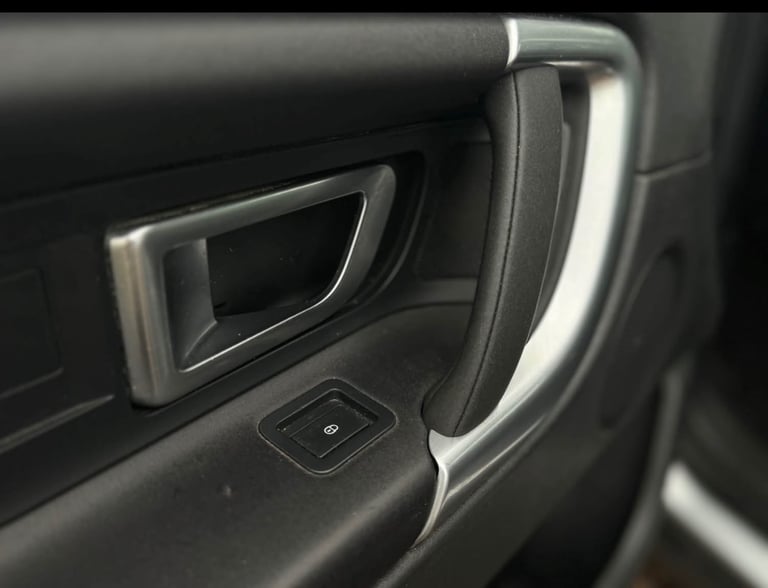 2019 Land Rover Discovery Sport  Manual