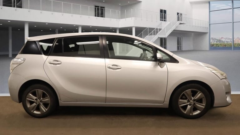 2014 Toyota Verso 1.6 D-4D Trend 5dr 7 Seater, £35 Road Tax MPV Diesel Manual