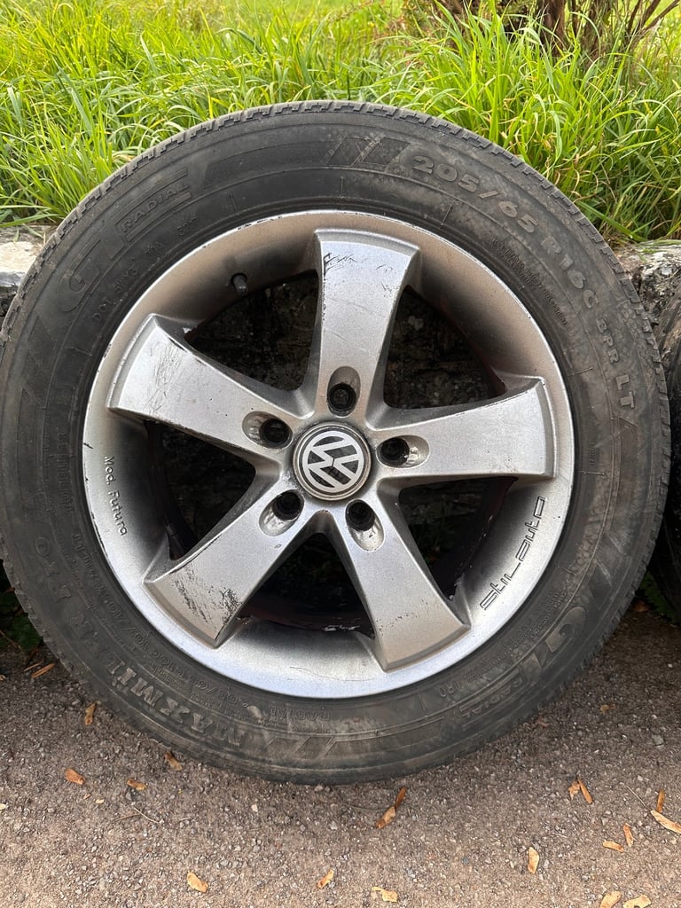 Stilauto alloys 5x120 16"