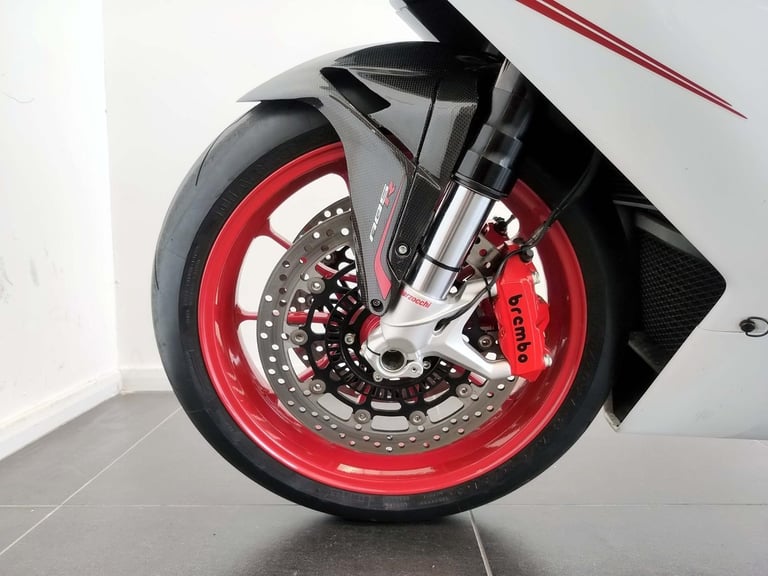 2015 MV Agusta F4 1000 White 1,135 Miles | £256 Dep & £256 pcm 7.9% APR