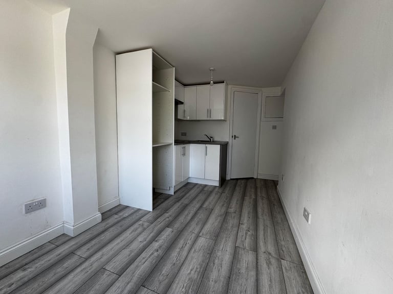 image for 🏡 Modern Studio Flat – Lindsley Close