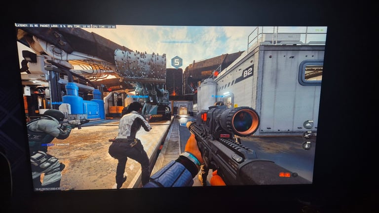 LG UltraGear 27GL650F Gaming Monitor 27" IPS 144Hz 1ms Free-Sync with Stand