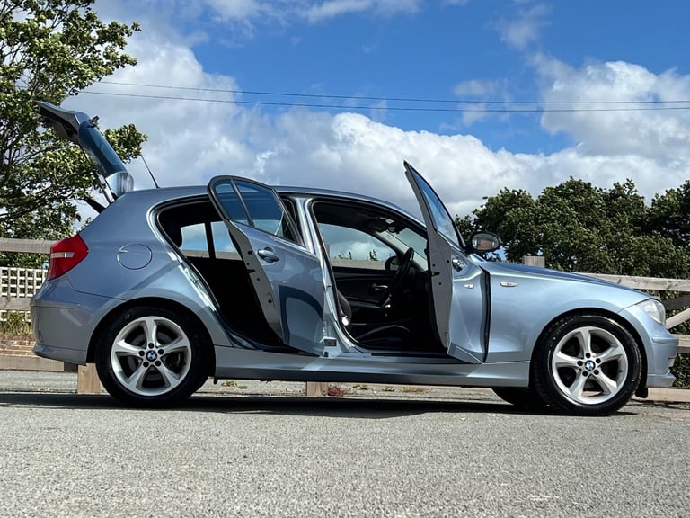 BMW 1 SERIES 118d Sport 5dr Metallic paint Super economy Hpi clear Full MOT