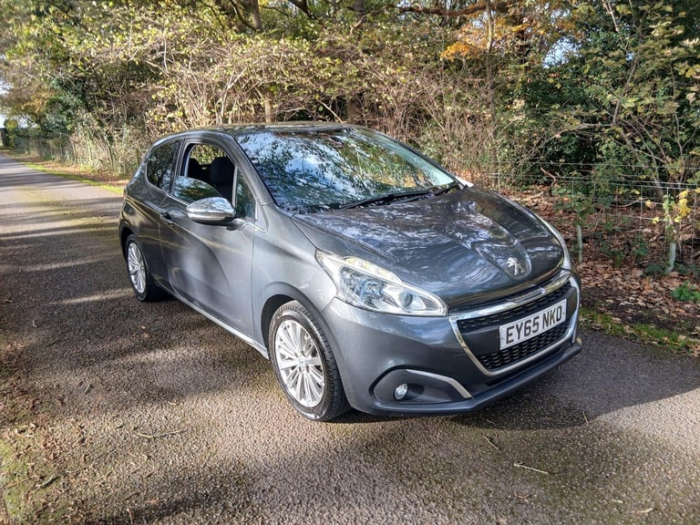 2015 Peugeot 208 1.2 PureTech 82 Allure 3dr HATCHBACK PETROL Manual