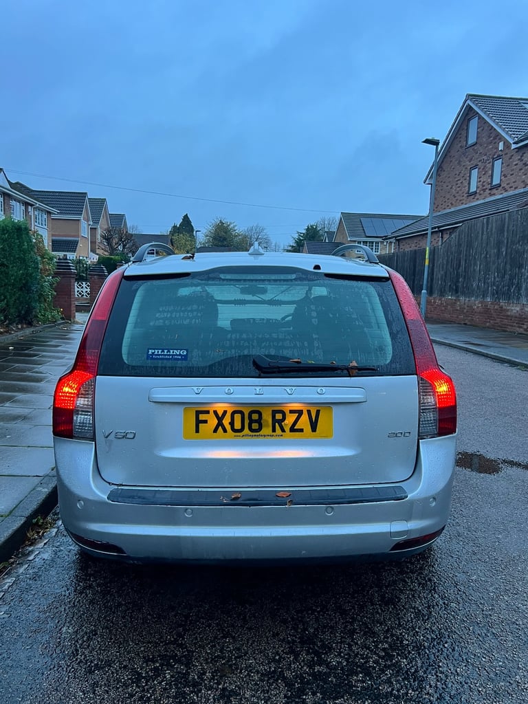 Volvo V50 2.0 Diesel Estate - Automatic