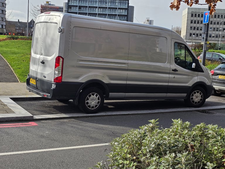 FROM £15 CHEAP MAN AND VAN HIRE AND RELIABLE HOUSE REMOVAL WITH