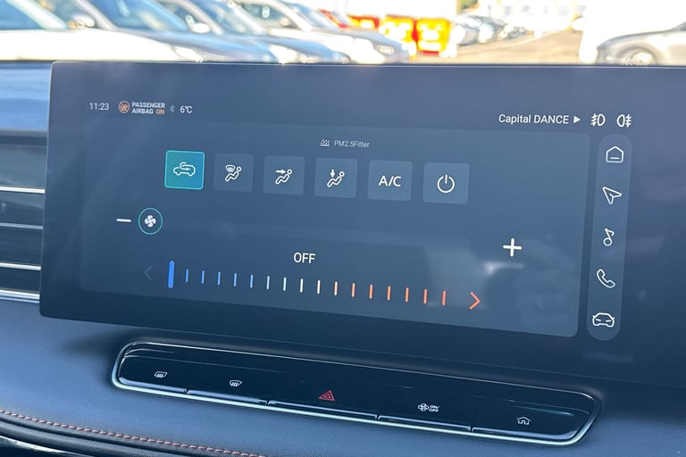 2024 MG MG HS 106288 Hatchback Petrol Automatic