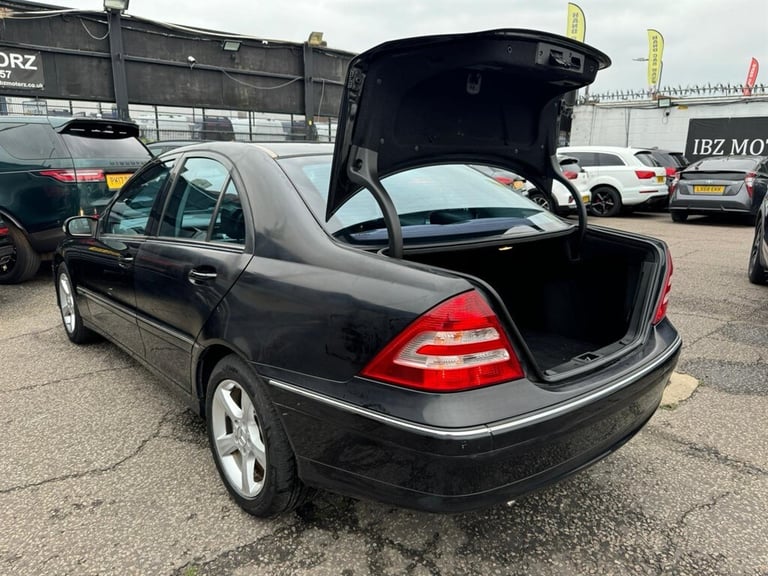 2006 Mercedes-Benz C-Class 1.8 Kompressor Avantgarde SE 4dr Saloon Petrol Automatic