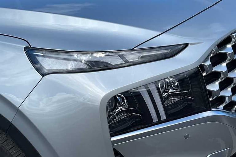 2022 Hyundai Santa Fe 1.6 TGDi Hybrid Premium 5dr 4WD Auto ESTATE PETROL/ELECTRIC Automatic