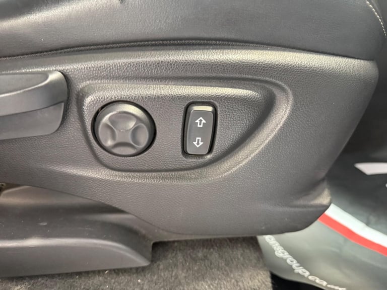 2014 Vauxhall Mokka 1.4T SE 5dr Auto HATCHBACK PETROL Automatic