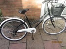 small ladies 6 speed town bike with basket £60.00