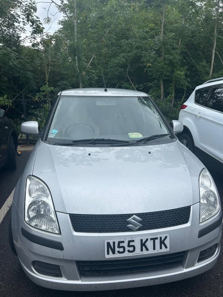 Suzuki, SWIFT, Hatchback, 2006, Manual, 1328 (cc), 5 doors