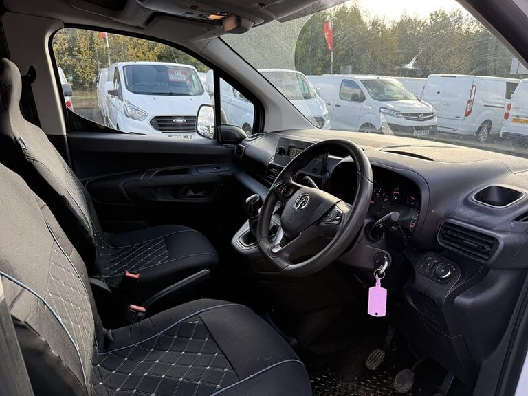 2020 Vauxhall Combo 2300 1.5 Turbo D 100ps H1 Sportive Van PANEL VAN DIESEL Manual