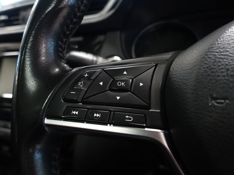 2019 Nissan Qashqai 1.3 DIG-T N-Motion SUV 5dr Petrol Manual Euro 6 (s/s) (140 ps) HATCHBACK Petr...