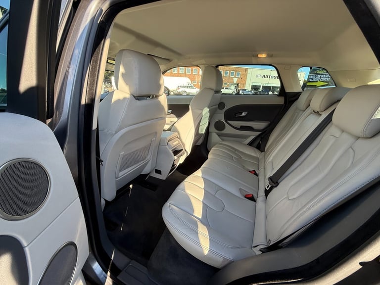 2014 Land Rover Range Rover Evoque 2.2 eD4 Pure 5dr [Tech Pack] 2WD ESTATE Diesel Manual