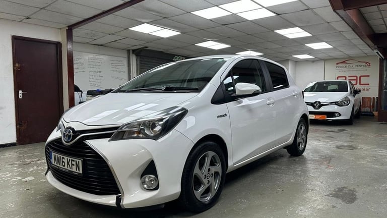 2016 Toyota Yaris 1.5 Hybrid Icon 5dr CVT HATCHBACK PETROL/ELECTRIC Automatic