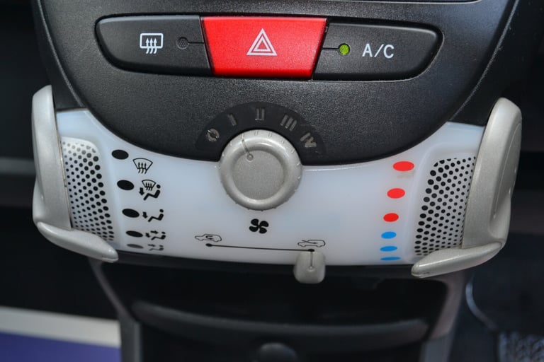 2013 Peugeot 107 1.0 Allure 5dr HATCHBACK Petrol Manual