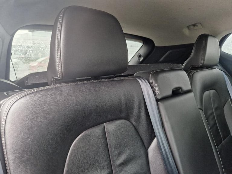 2022 Volvo XC40 2.0 B4 MHEV Inscription Pro SUV 5dr Petrol Hybrid DCT Auto AWD Euro 6 (s/s) ESTAT...