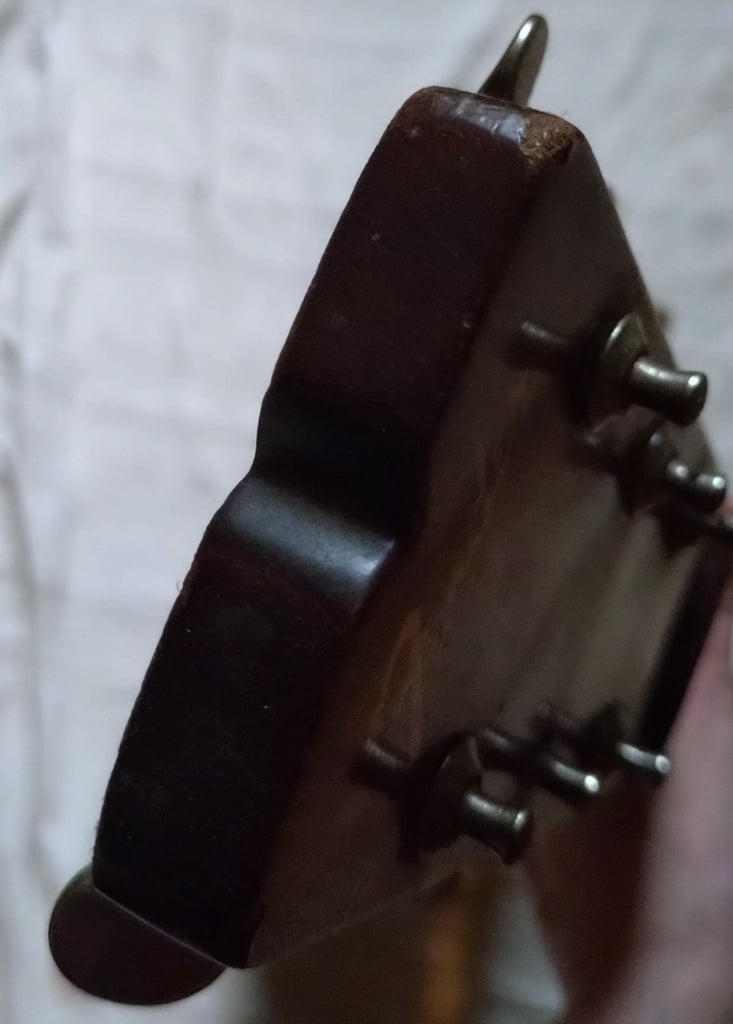 Fender F-35 70's guitar