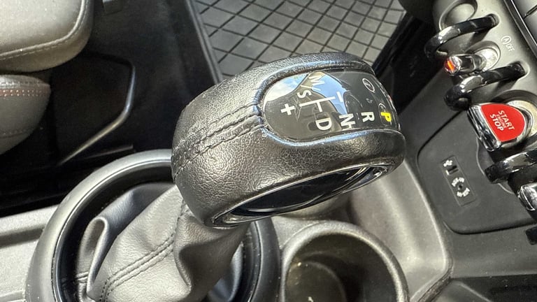 2017 MINI Hatch 1.5 Cooper Seven 3dr Auto Hatchback Petrol Automatic