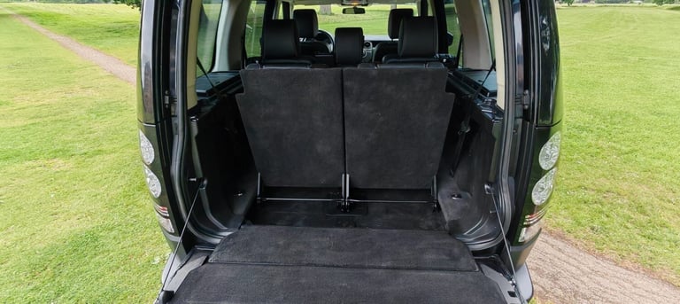 2015 LHD DISCOVERY 4, 3.0 TDV6 HSE, 7 SEATER. LEFT HAND DRIVE.