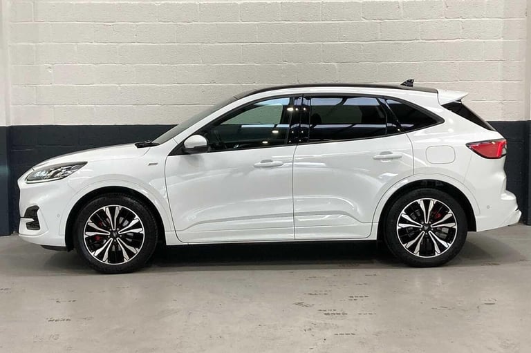 2020 Ford Kuga 1.5T EcoBoost ST-Line X First Edition Euro 6 (s/s) 5dr HATCHBACK Petrol Manual