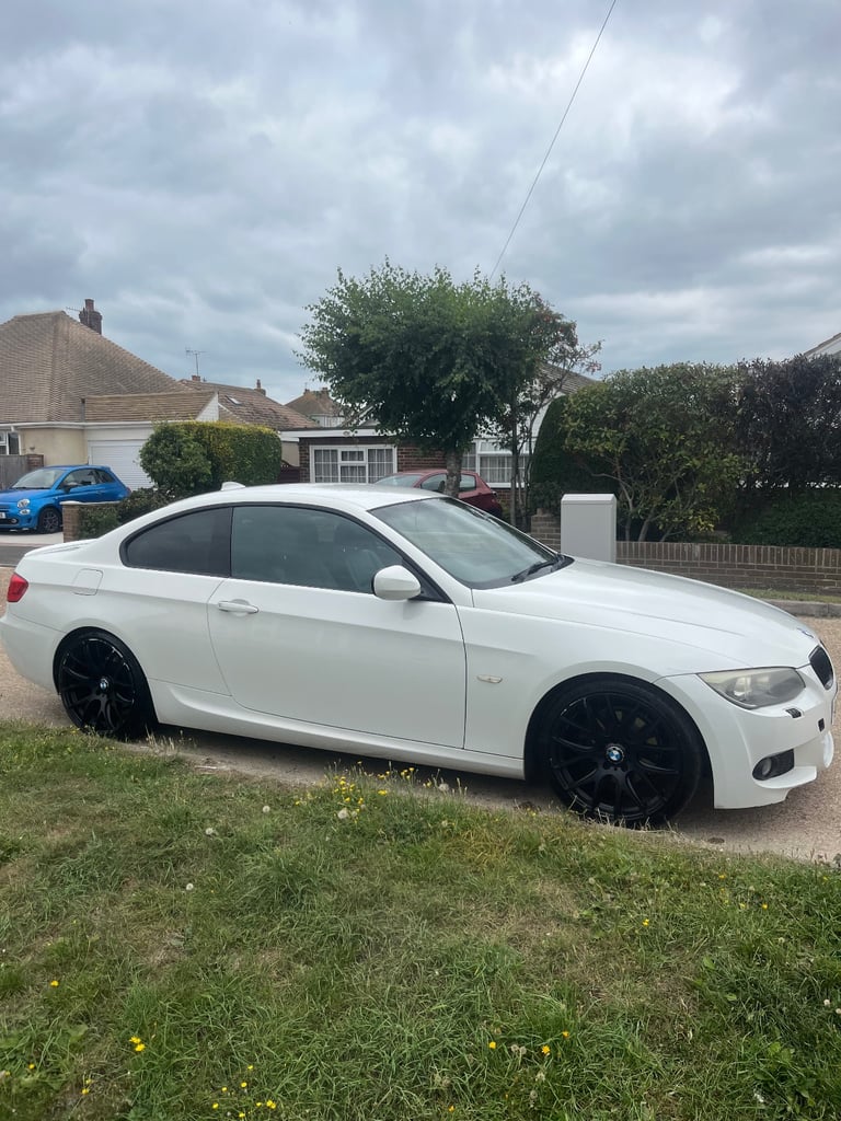 BMW, 3 SERIES, Coupe, 2010, Manual, 1995 (cc), 2 doors