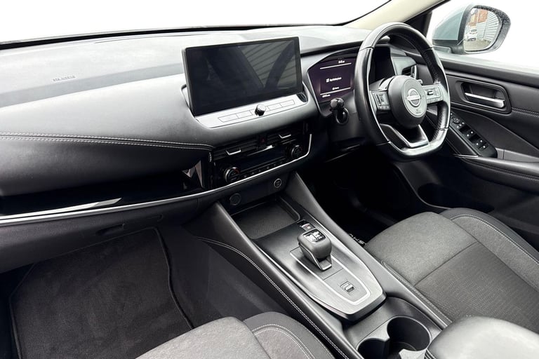 2022 Nissan Qashqai 1.3 DIG-T MHEV N-Connecta XTRON Euro 6 (s/s) 5dr SUV PETROL Automatic