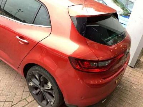 RENAULT MEGANE 1.5 Signature Nav dCi 110 Red Manual Diesel 2016