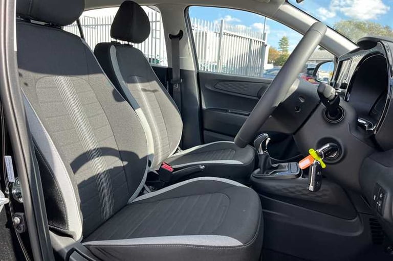 2025 Hyundai i10 1.2 Advance Hatchback 5dr Petrol Auto Euro 6 (s/s) (79 ps) Hatchback Petrol Auto...