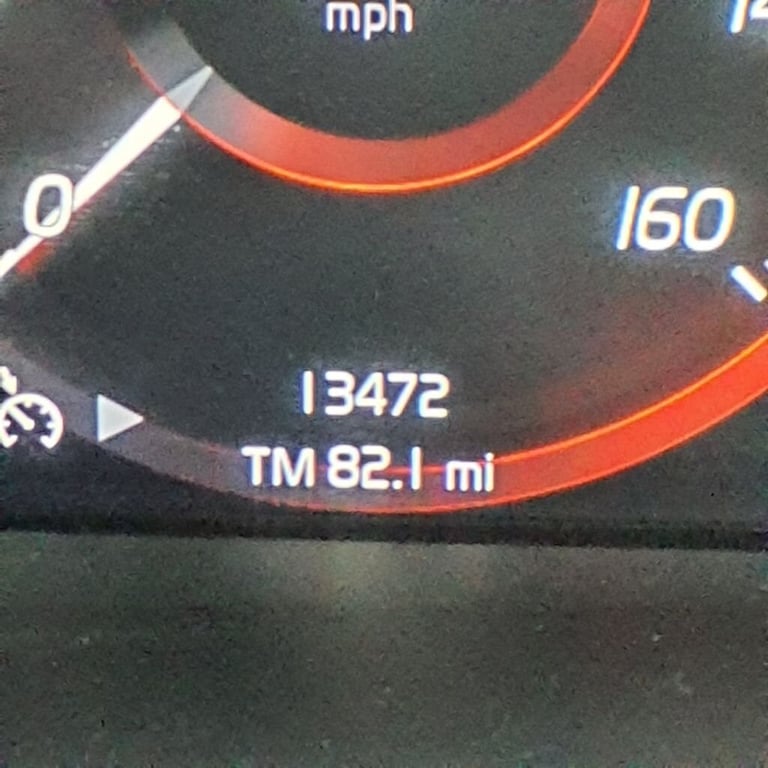 2020 70 VOLVO XC40 2.0 B4 INSCRIPTION MHEV 5D 195 BHP