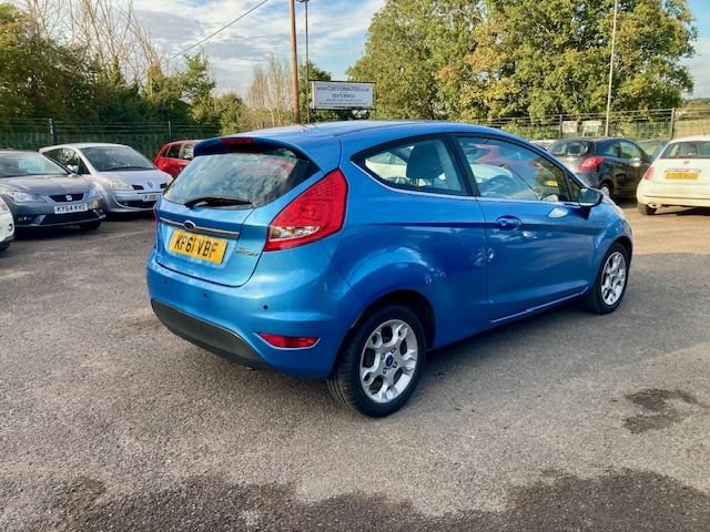 2011 Ford Fiesta 1.4 ZETEC 3dr  WITH SERVICE HISTORY Hatchback Petrol Manual