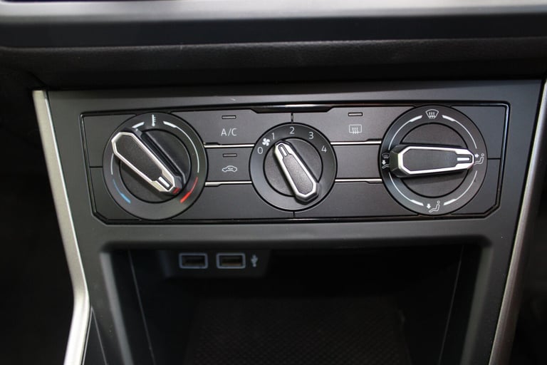 2018 Volkswagen Polo 1.0 TSI SE Euro 6 (s/s) 5dr HATCHBACK Petrol Manual