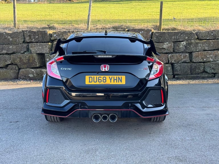 2018 (68) HONDA CIVIC 2.0 VTEC TYPE R GT 5DR MANUAL - 16,600 miles - 
