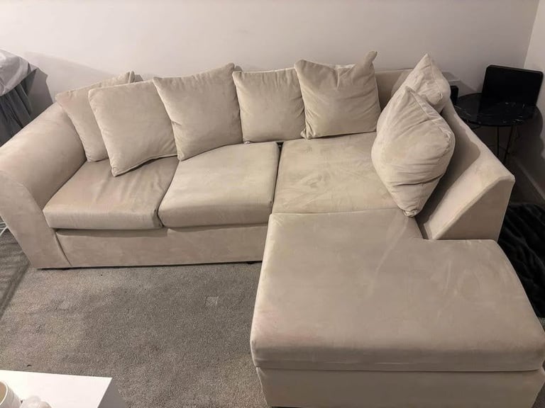 image for Premium DYLAN Corner Sofa - Comfy Cushioning! 25% OFF SALE! **