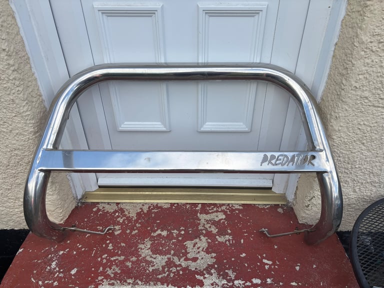 Frontier bull bars 