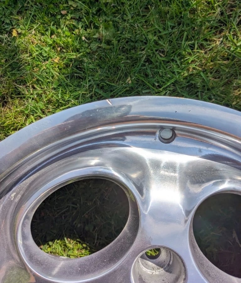 Set of 4 Porsche polished teledial wheels