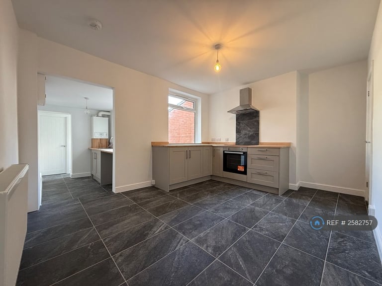 3 bedroom house in Union Place, Lowestoft, NR33 (3 bed) (#2582757)
