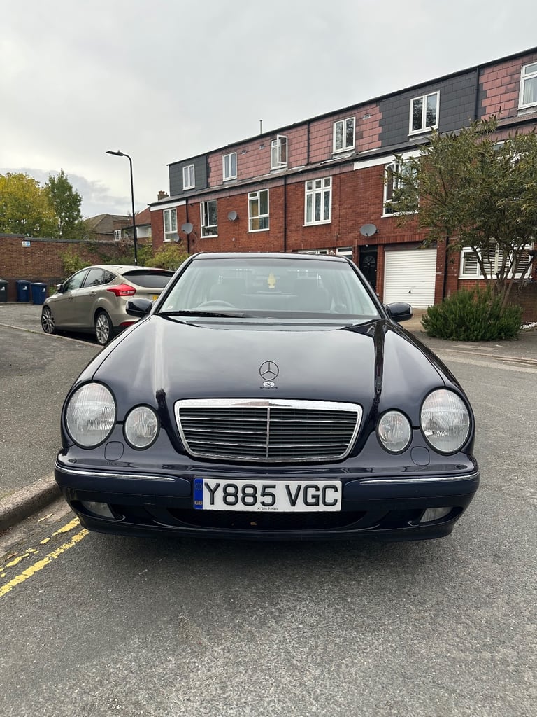Mercedes-Benz, E CLASS, Saloon, 2001, Semi-Auto, 2155 (cc), 4 doors