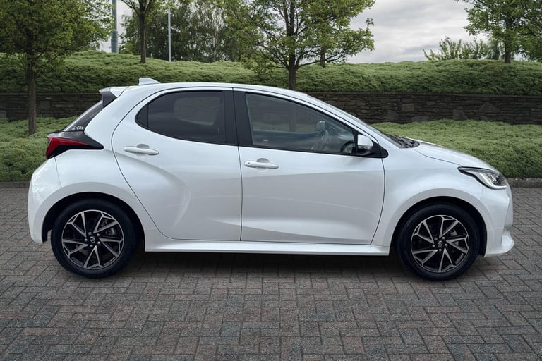 2023 Toyota Yaris 1.5 Hybrid Design 5dr CVT HATCHBACK PETROL/ELECTRIC Automatic
